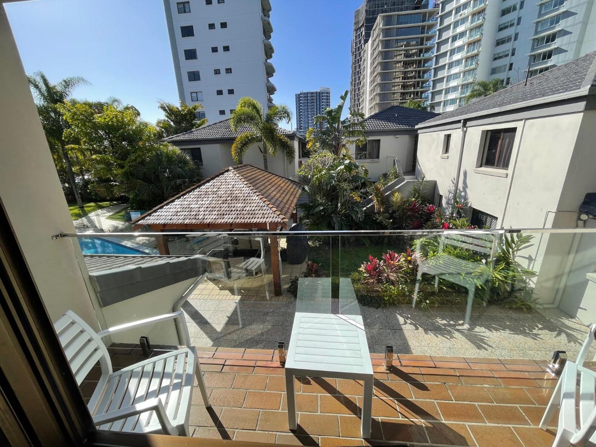 Burleigh Palms Holiday Apartments Gold Coast Exterior foto