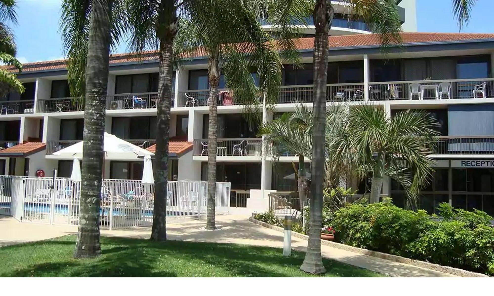 Burleigh Palms Holiday Apartments Gold Coast Exterior foto